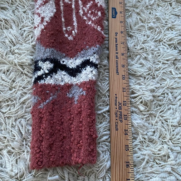 Vici Small Aztec Inspired Sweater - Picture 7 of 13